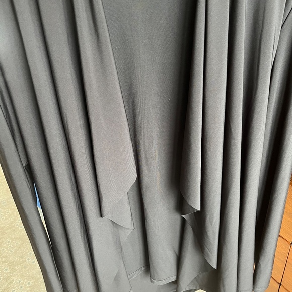 Black Long sleeve jacket, waterfall front, unique back detail - Picture 5 of 8